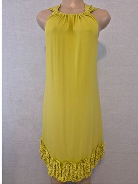 Forever Sleeveless Ruffle-Hem Shift Dress in Chartreuse Size Small